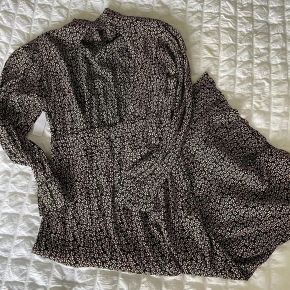 Flynn Skye Magnolia floral mock neck maxi dress in blush Pearl - Picture 12 of 13